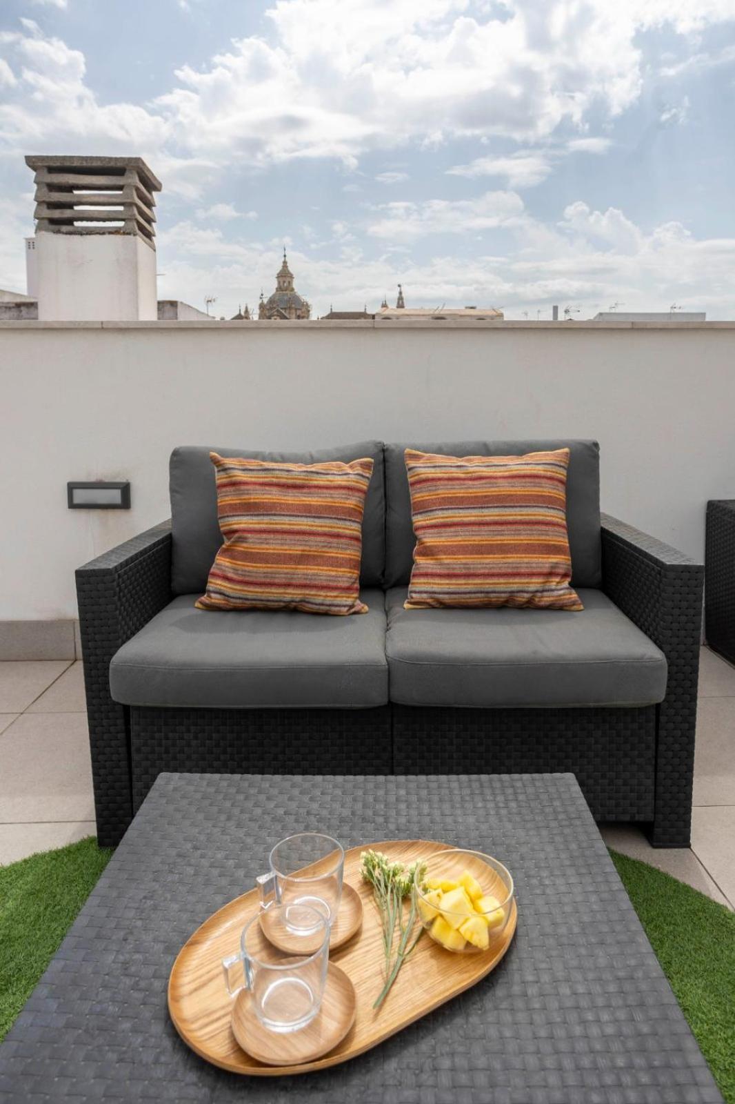 Private&Pool Goyeneta Sevilla Urban Apartment Exterior foto